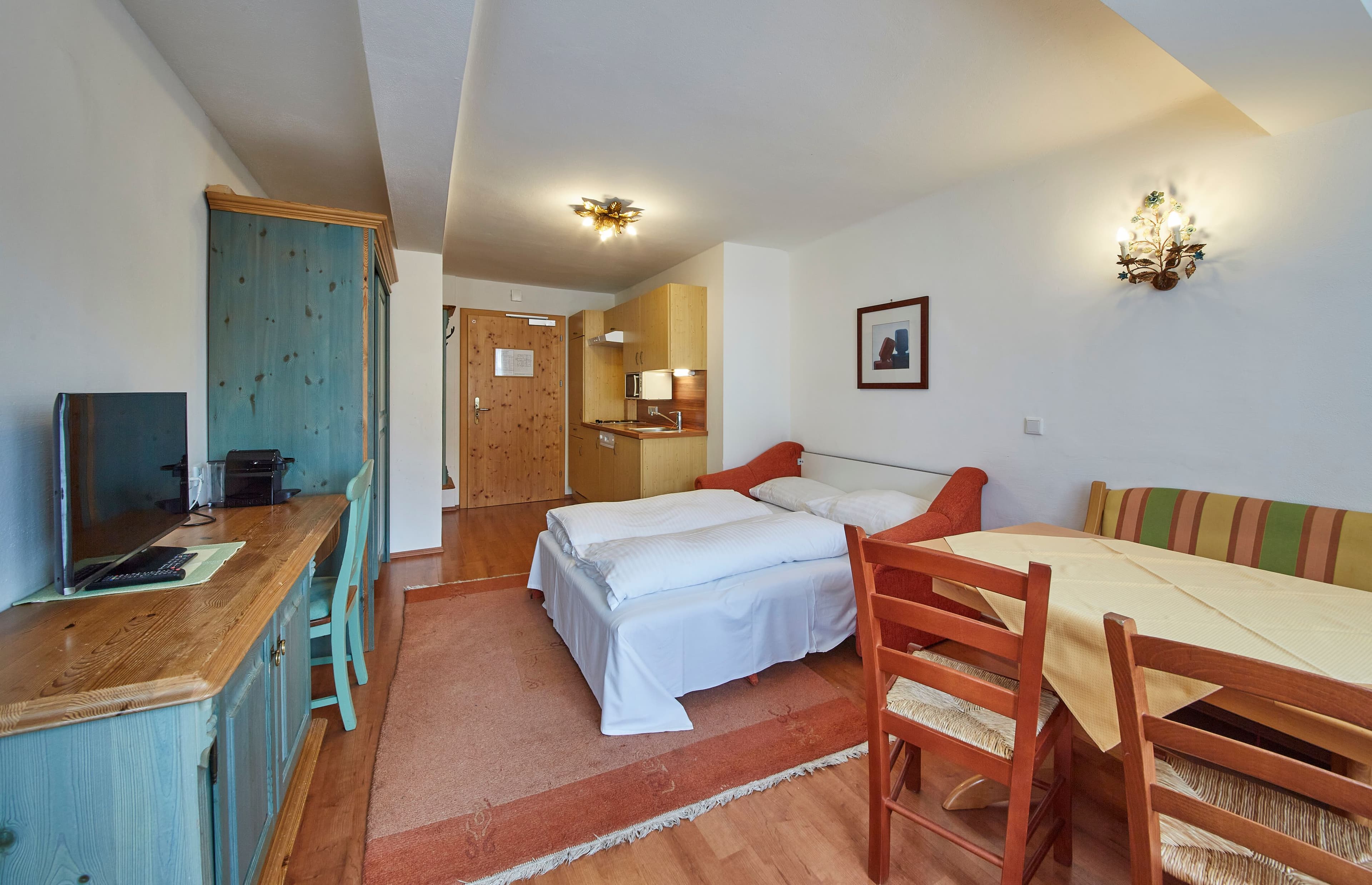 Chalet Haider Top 4 - Image 5